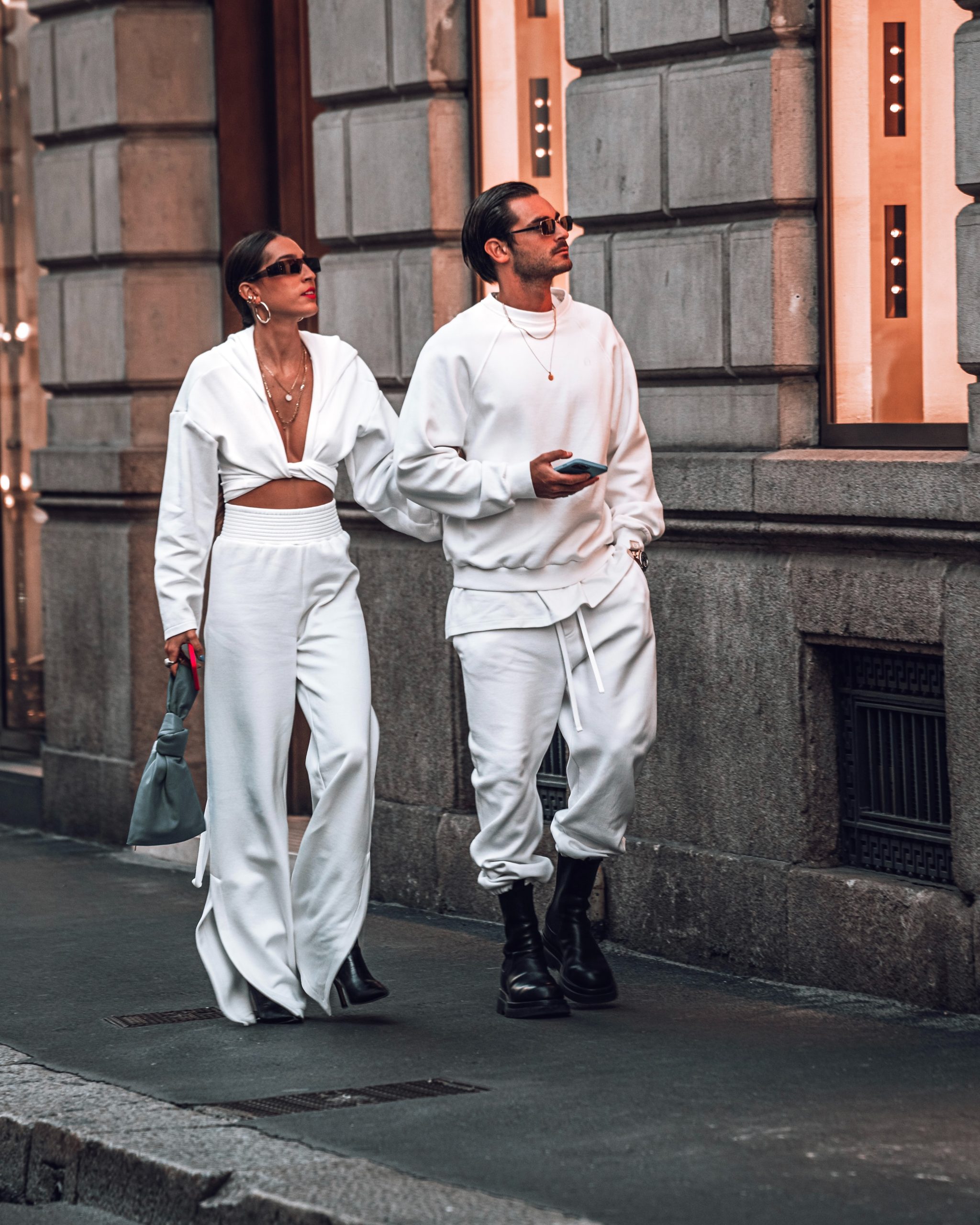 fashion-couple-street-style-white
